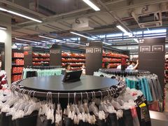 -上品折扣(回龙观店)