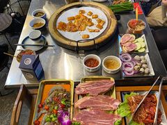 -老渔家·白族·石板烧·野生菌火锅(古城中心店)