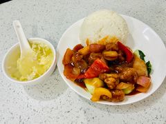 糖醋生炒骨饭-芬芳甜品(同福路店)