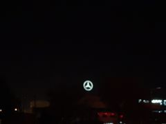 -天津波士信达奔驰4S店(卫津南路店)