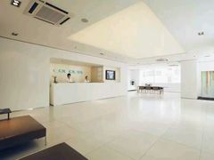 -卡罗酒店(东门晒布地铁站店)