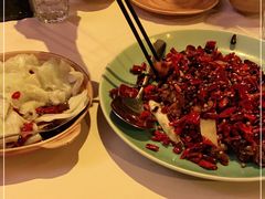 -龙门阵茶屋川菜馆(武康路店)