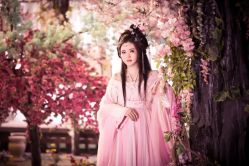 点击看大图 -九月鹰飞汉服摄影工作室