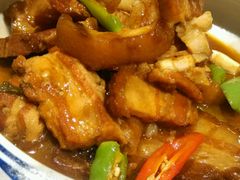 招牌屈府肉-小碗大胃(福久源新天地店)