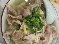 -犇逸·乐山跷脚牛肉·四川现炒(览海店)