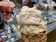 -VENCHI 闻绮(上海佛罗伦萨小镇店)