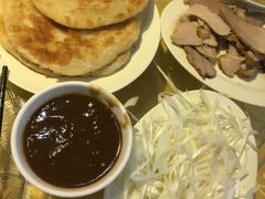 -李连贵酒家熏肉大饼(昆明街店)