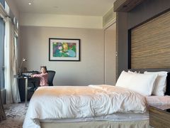 -上海虹桥西郊假日酒店