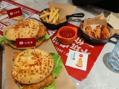 -必胜客(华邦银泰店)