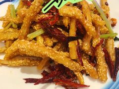 -霄汉牛三鲜湖北砂锅菜(万松园2店)