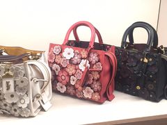 -王府井奥莱临潼小镇(临潼店)
