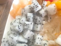 彩虹牛奶绵绵冰-杨小贤芒果绵绵冰(南门口店)