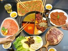 -热火朝天鲜切牛肉火锅(南强街巷店)