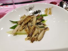蟹脚炒芦笋-新光酒家·河豚·海鲜·蟹料理(浦东店)