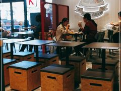 大堂-肯德基(芳和店)