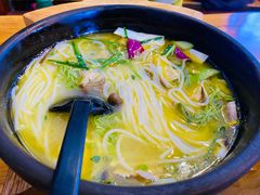 -桥香园过桥米线(国贸店)