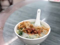 艇仔粥-穗银肠粉店(东川路店)