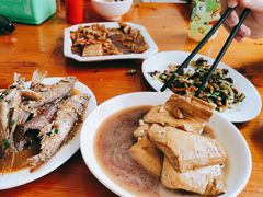 -山里人家土菜馆(茅山店)