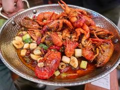 -何师烧烤Pro ·小龙虾·江湖川菜·精酿啤酒(太古里店)