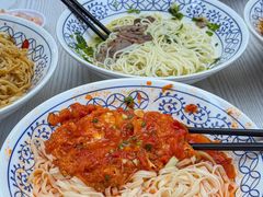 -李与白包子铺(桐梓林店)