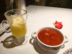 鲜榨果汁-俄士厨房(五棵松华熙LIVE店)