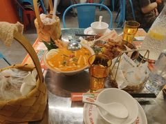 -小小集渔·泰式大排档(太古里香槟店)