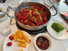-七欣天香辣蟹火锅(闵行浦江欢乐颂店)