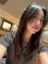 -韩国李知恩形象设计