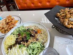 -老码头黑皮肘子锅包肉熏酱水饺(文政街店)