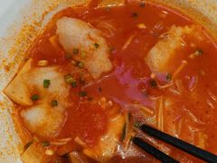 -渝是乎酸菜鱼·川渝小炒(新世界百货望京店)
