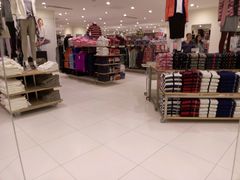 -优衣库(青岛伟东乐客城店)