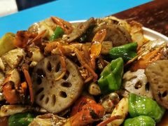 -臻鲜燕海鲜融合餐厅(金陵style店)