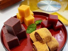 宫廷小吃拼盘-天和晟烤鸭店(玉泉西街店)