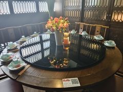 -川流不息·地道川菜·小龙虾(新松江路店)