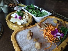 -滇釜火锅·能喝汤的火锅(车公庄店)