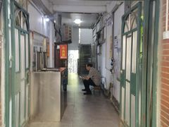 -易毛特色牛肉面(解放碑步行街店)