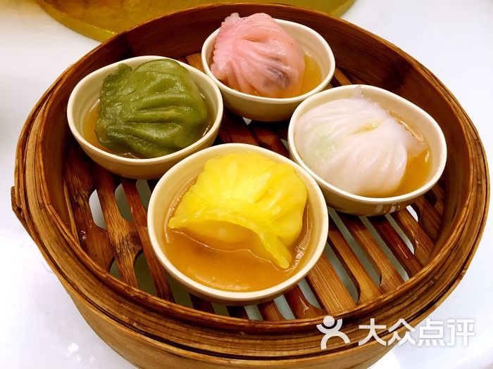 高汤四色虾饺妹