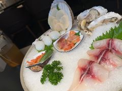 -鲜入唯煮·港式海鲜牛肉火锅(金宝街店)