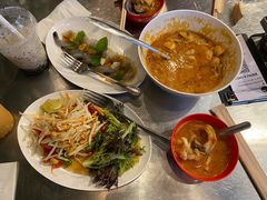 -Show Neua Thai Street Food