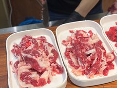 -天成·潮州牛肉脆肉鱼生蚝自助火锅