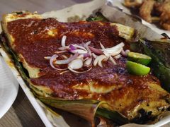 -东海岸人工湖美食村