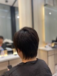 -HAIR CORNER