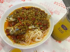 -堂瓦里·33年传统赣菜(第一街区店)