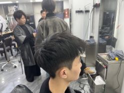 -藤野造型烫染·漂发