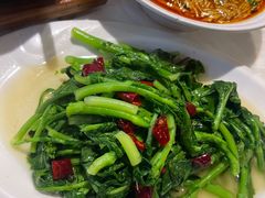 -柏合黄记豆腐皮饭店