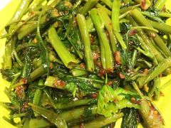 -纽顿熟食中心