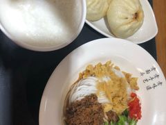 -凤起龙游老面包子(凯德晶品店)