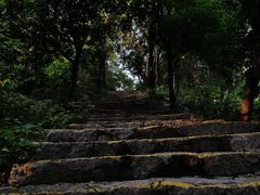 -叠彩山景区
