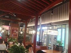 大堂-怪噜范·老贵阳街头名小吃(数博万达店)