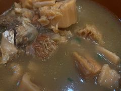 -黄泥岗·地道湖北菜(奥特莱斯店)